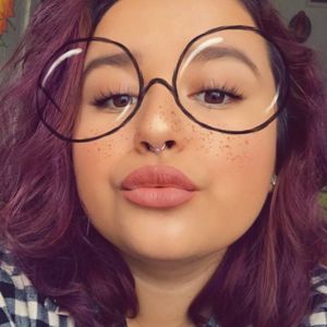 Meet your Posher, Itzel